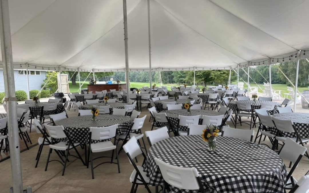 Graceland Fruit Hosts Annual Company Picnic